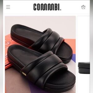 The Softie Slide from Commbi - size 9 great condition